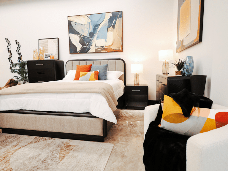 RVF_Ashley_63_Bedroom_1200 X 900_111025