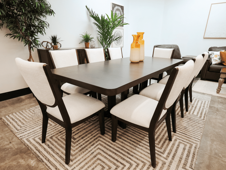 RVF_Ashley_83_Dining_1200 X 900_111025 (1)